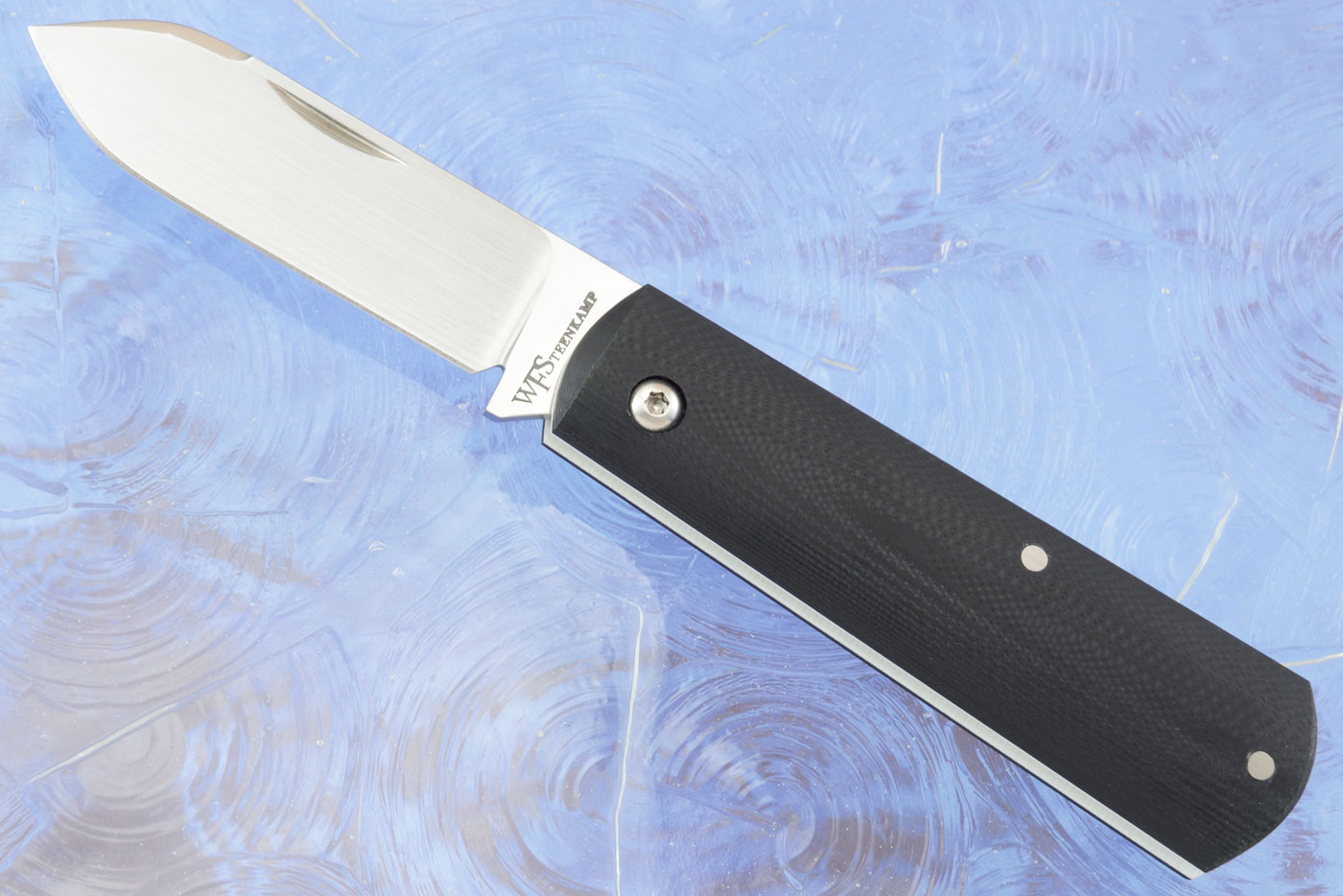 Barlow Friction Folder with Black and White G10