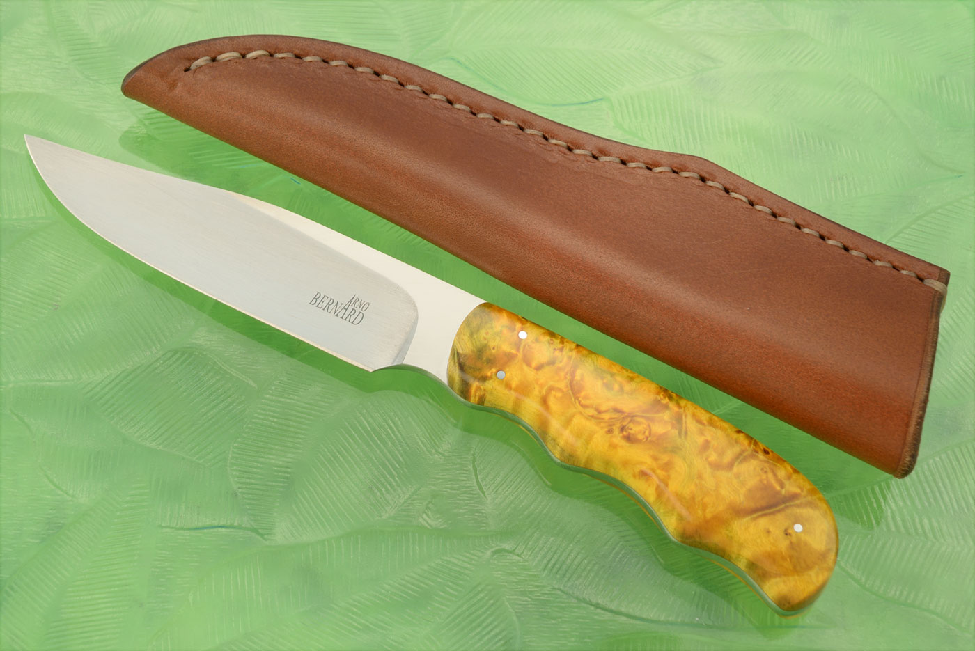 Utility/Hunter with Maple Burl