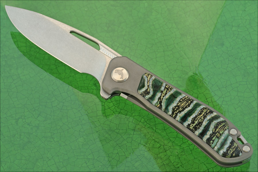 Orca 2.0 Frame Lock Flipper with Green Mammoth Molar Inlay - Stonewash M390 - Serial 201